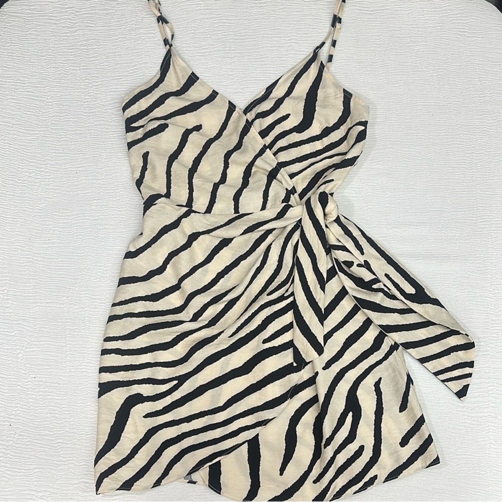 H&M Zebra Stipe Wrap Mini Sundress Vacation - Picture 5 of 9